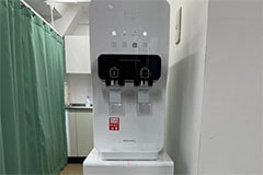 アップルジム秋葉原店のジム画像・ウォーターサーバー