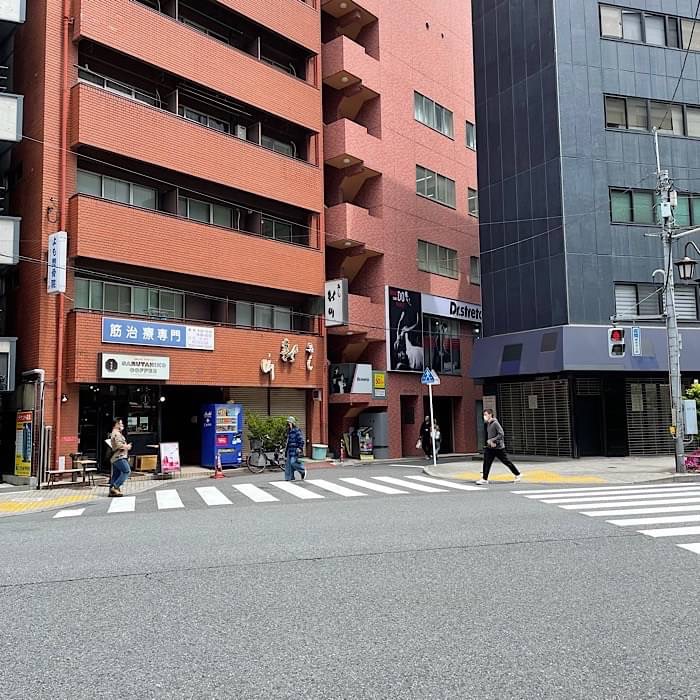 Apple GYM（アップルジム）恵比寿店までの道のり（日比谷線）4猿田彦珈琲の前の道を進んでください。