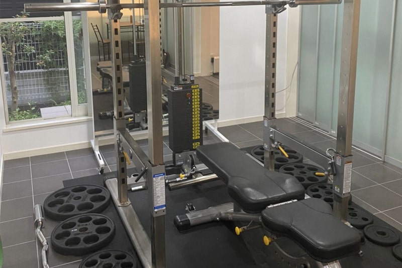 Apple GYM（アップルジム）二子玉川店は個室空間の中で本格的にトレーニングに集中していただけます。