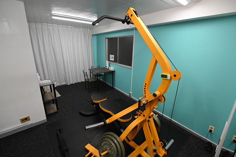 Apple GYM（アップルジム）東中野店ではマンツーマンで集中できる完全個室空間となっています。