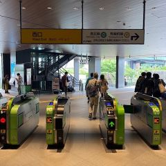 Apple GYM（アップルジム）飯田橋店までの道のり（JR線）1JR飯田橋駅西口改札を出て右に曲がってください。