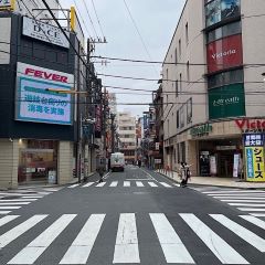 Apple GYM（アップルジム）池袋店までの道のり（JR線）1-3直進してください。
