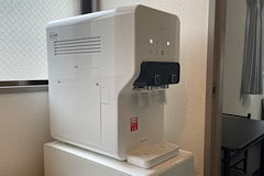 Apple GYM（アップルジム）葛西店のジム画像・飲み放題のウォーターサーバー完備