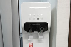 Apple GYM（アップルジム）高円寺2号店のジム画像・飲み放題のウォーターサーバー