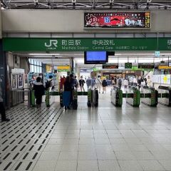 Apple GYM（アップルジム）小田急町田店までの道のり（JR線）2-1中央改札を出てください。