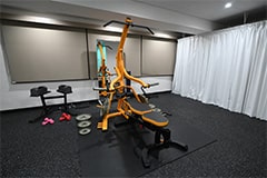 Apple GYM（アップルジム）王子店は運動初心者の方でも安心してトレーニングを始められる設備になっています。