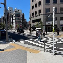 Apple GYM（アップルジム）大塚店までの道のり（JR線）2スターバックス側へ渡ってください。