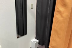 アップルジム大塚店のジム画像・広々と使える更衣室