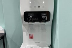 アップルジム大塚店のジム画像・飲み放題のウォーターサーバー