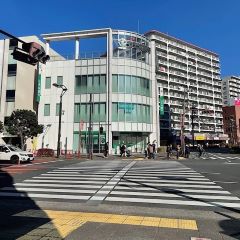 Apple GYM（アップルジム）王子店までの道のり（JR）3横断歩道を渡ってください。