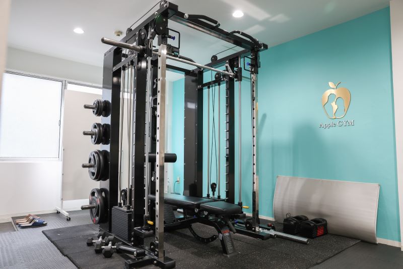 Apple GYM（アップルジム）新宿店の店内です！