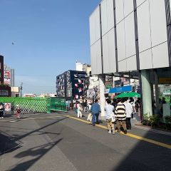 Apple GYM（アップルジム）下北沢店までの道のり（京王井の頭線）1京王井の頭線下北沢駅中央口出口に出てください。