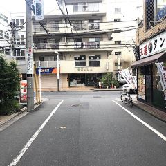 Apple GYM（アップルジム）調布東口店までの道のり（京王線）2直進してください。