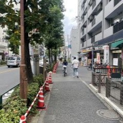 Apple GYM（アップルジム）白山店までの道のり1-2 A1出口をでて右手に進んでください。
