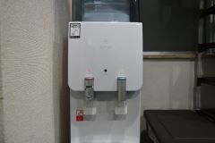 無料提供のウォーターサーバーを常備しています！
