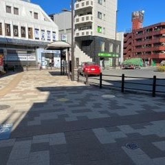 60mほど道なりに進んでください。